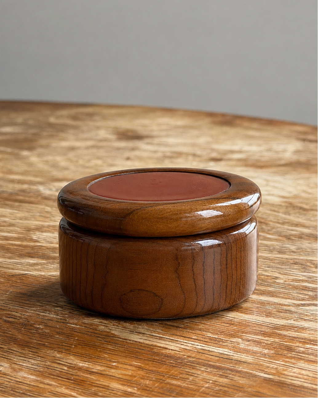 TURNED WOOD LIDDED BOX
