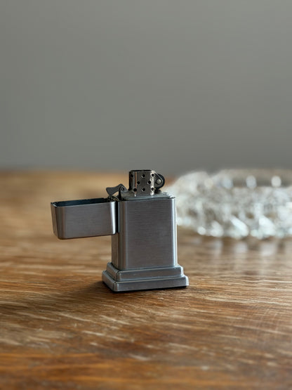 VINTAGE TABLE LIGHTERS